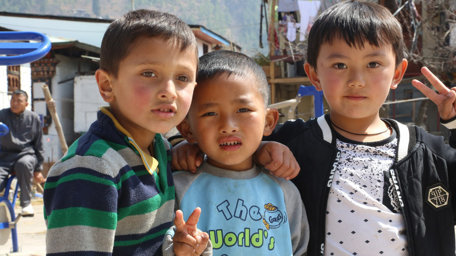 Bhoutan Enfants