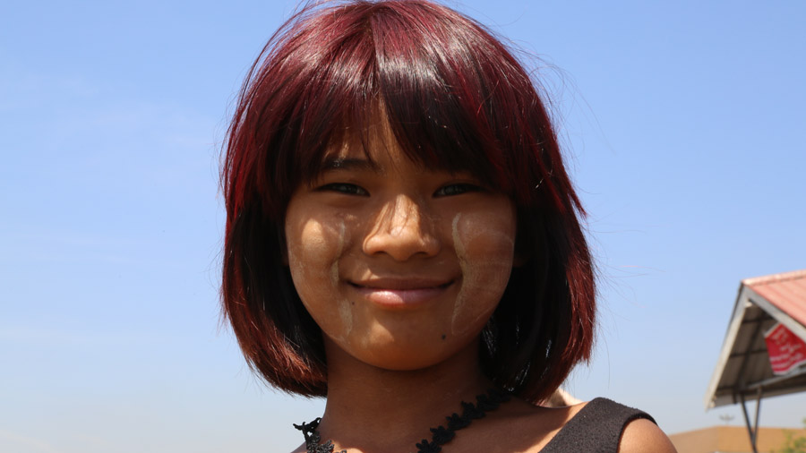Birmanie Jeune fille