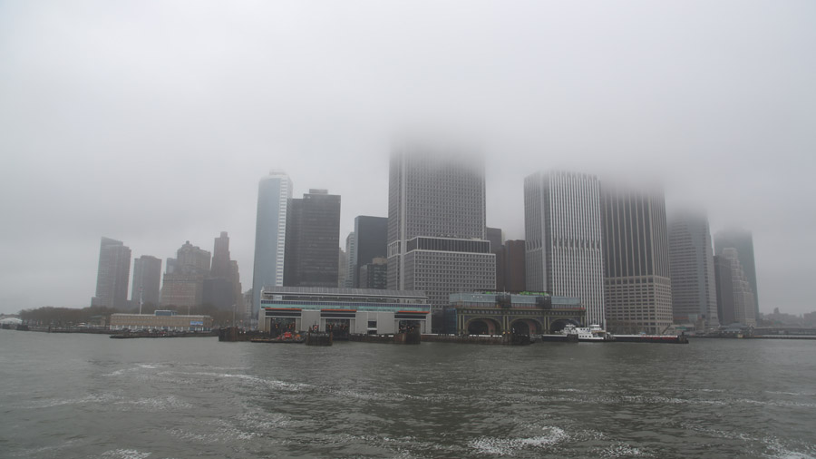 Etats-Unis New York sous le brouillard