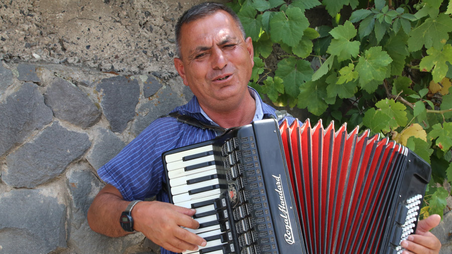 Armenie Joueur d accordeon