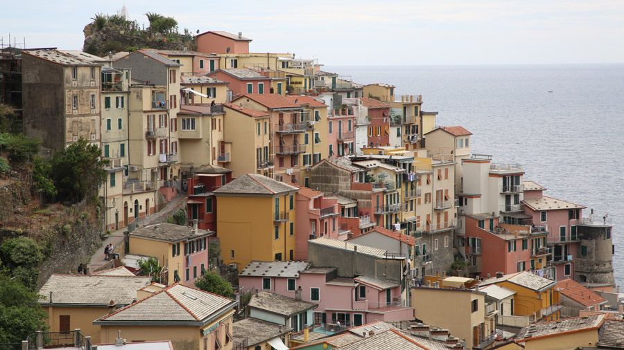 Italie Cinq terres Manarola Maisons colorees