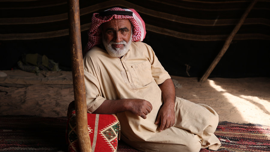 Jordanie Wadi Rum Bedouin patriarche